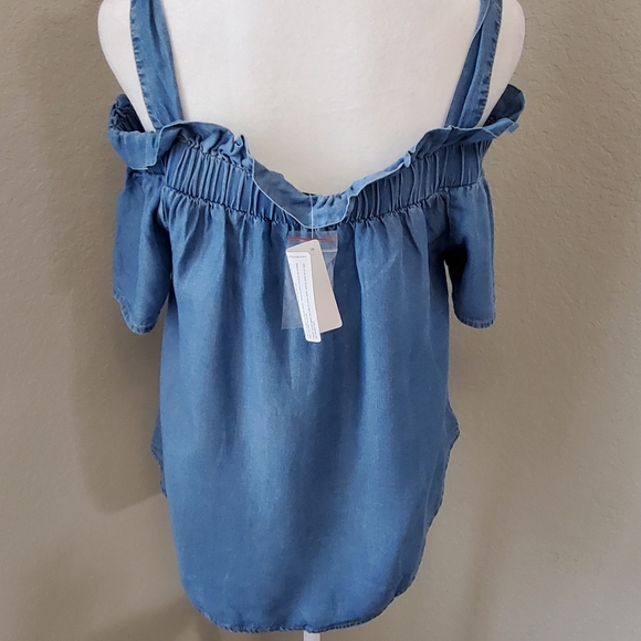 4/$25 Haute Monde Small Off the shoulder Blouse - Picture 3 of 8